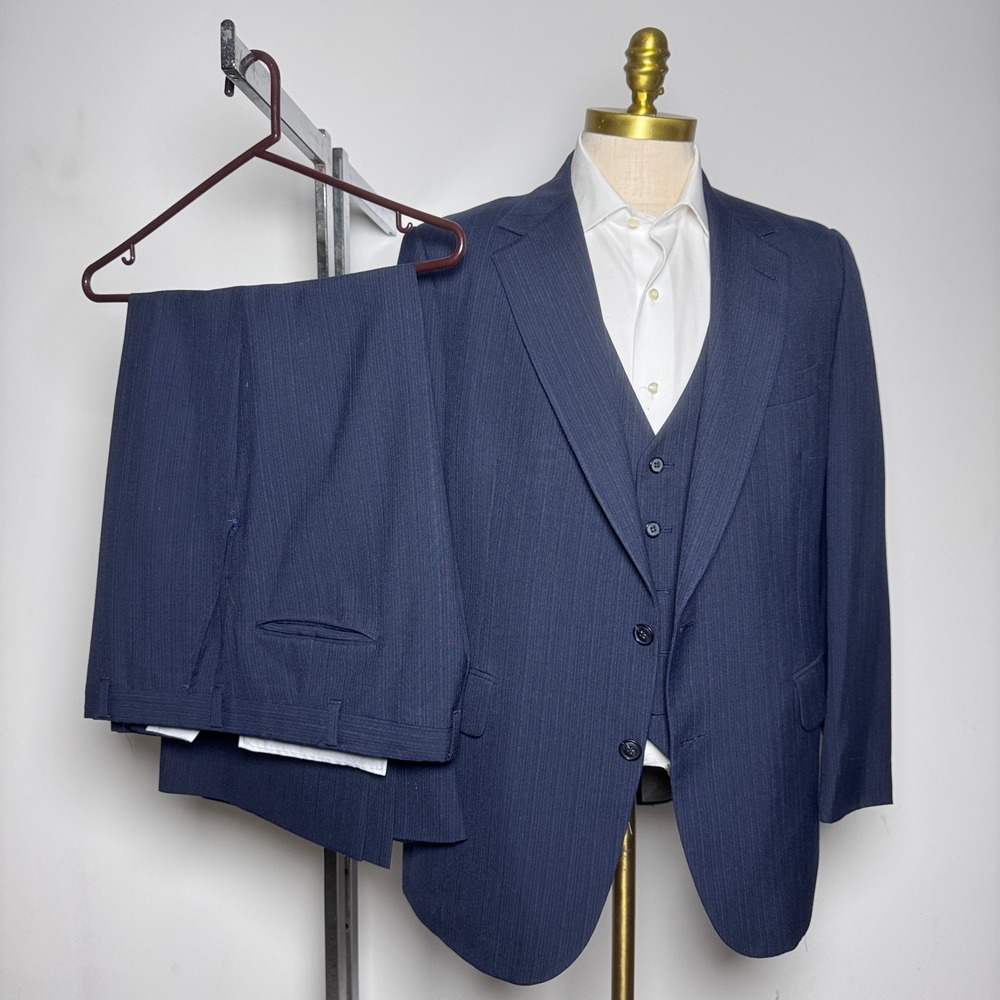 Allyn St. George 3-Piece Suit Mens 40R 36W Navy Blue Pinstripe Wool Blend Vtg